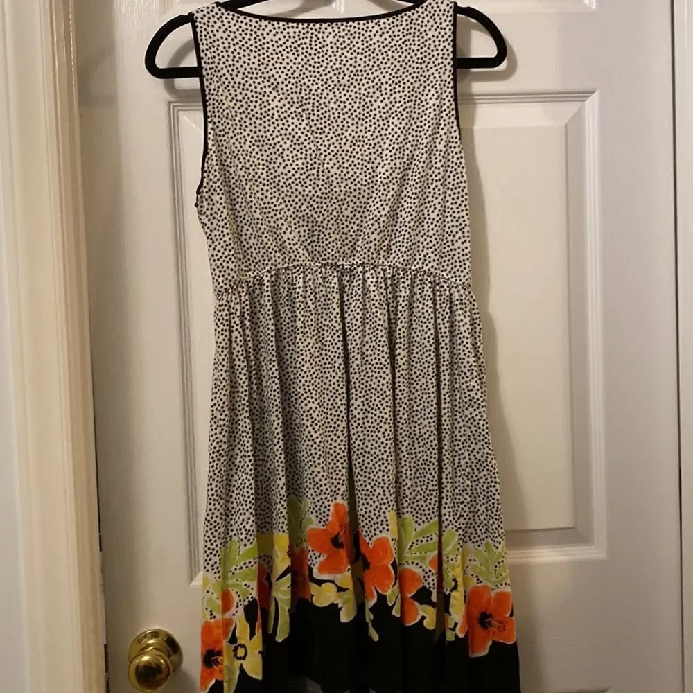 Hue black dot w/ floral hem lounge dress